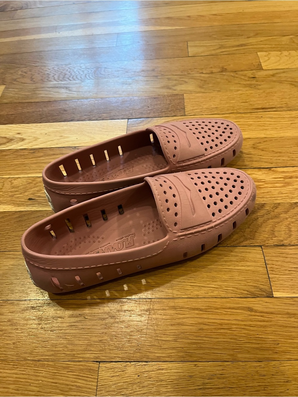Breathable Perforated Slip-On Moccasins in Dusty Rose